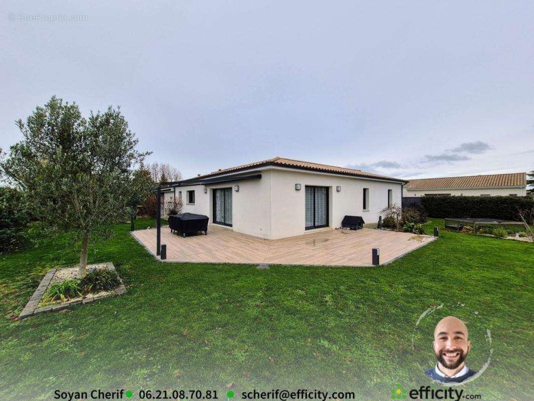 Maison à L'ISLE-D'ESPAGNAC