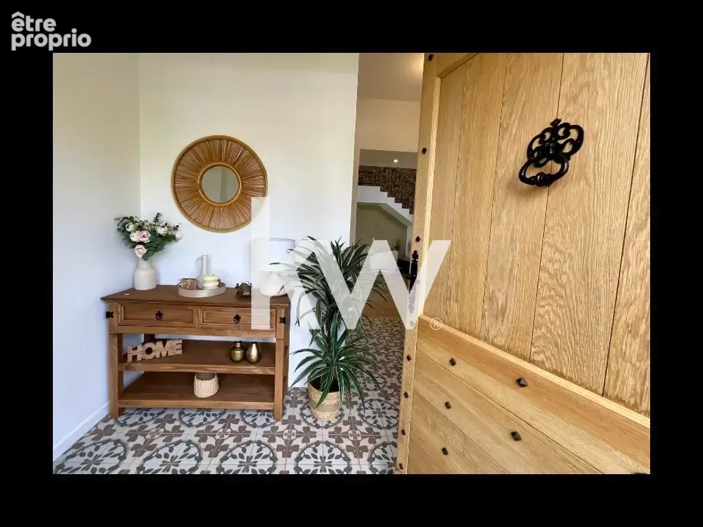 Maison 7 pièces 222 m² à vendre à Roche-La-Moliere (42230) - photo 3