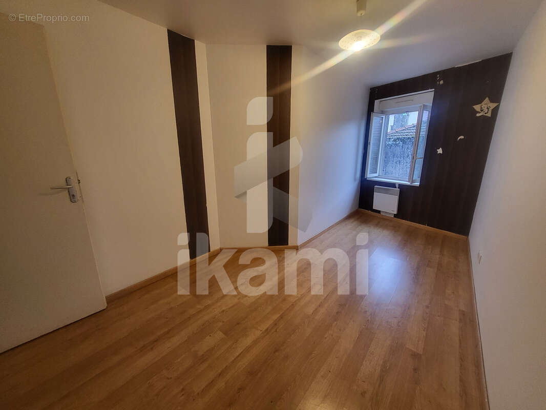 Appartement à CONDRIEU