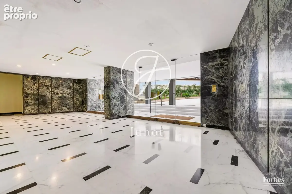 Paris 16e - PASSY / TOUR - Appartement - 5 pièces - 128,60m² Carrez - 3 chambres - photo 15