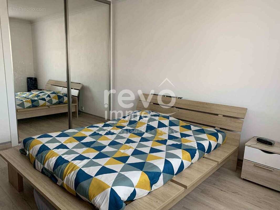 Maison à SAINT-LAURENT-SUR-SEVRE