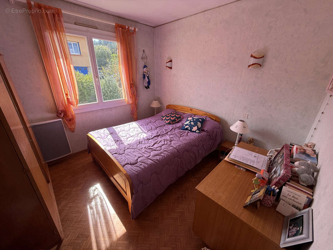 Maison à ROQUEFORT-SUR-SOULZON