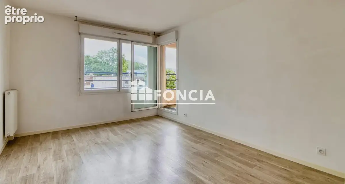 Eragny (95) - A 2 pas de la gare d'Eragny et des commerces - Appartement T2 de 38,5 m² avec balcon - 1er étage - parking double  - photo 7