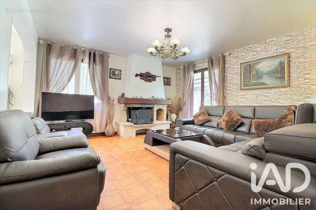 Maison 124 m² à Argenteuil  - photo 8