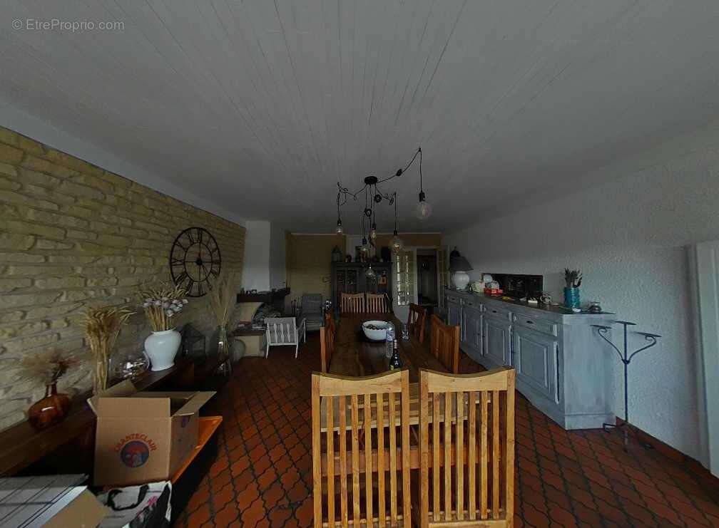 Appartement à AGINCOURT