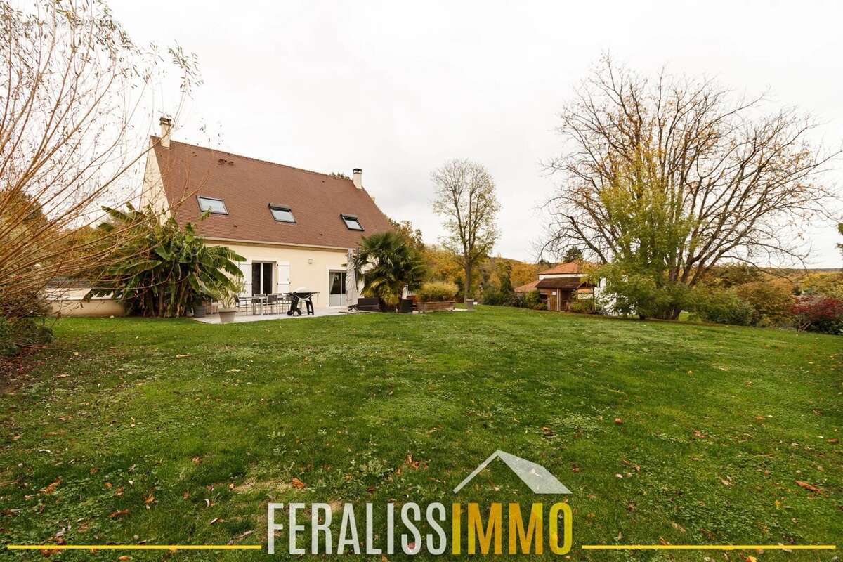 Maison à VAUX-SUR-SEINE