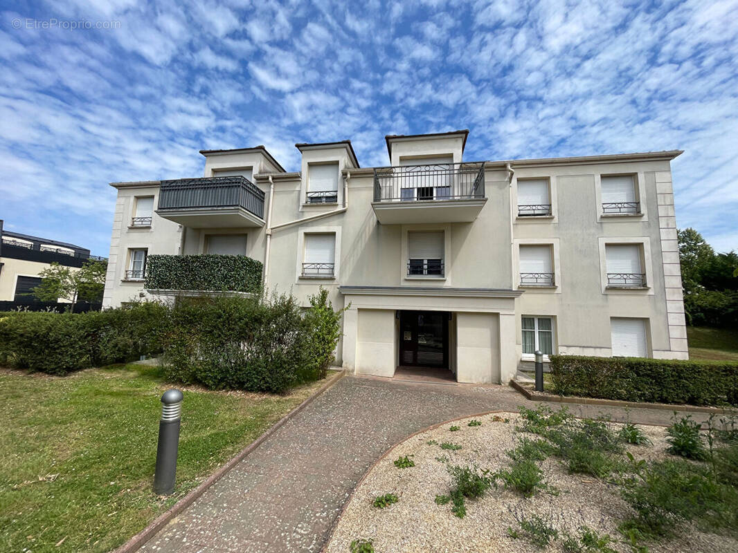 Appartement à SAINT-MICHEL-SUR-ORGE