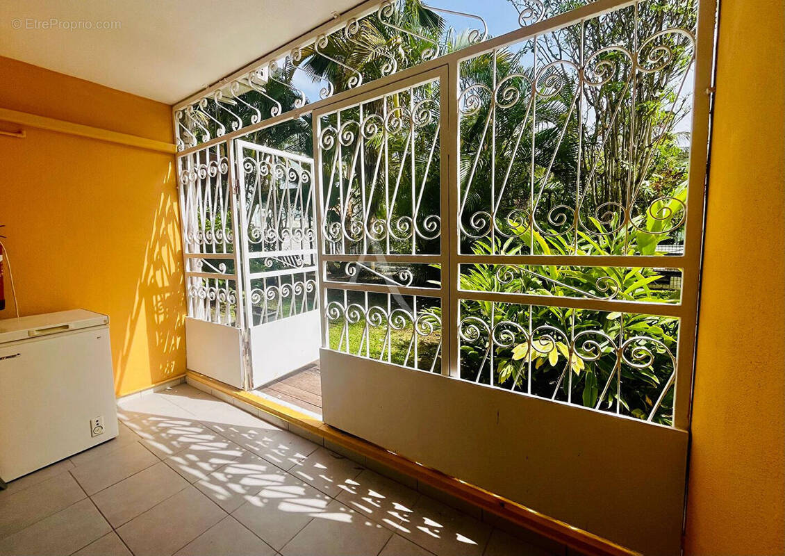 Appartement à LES TROIS-ILETS