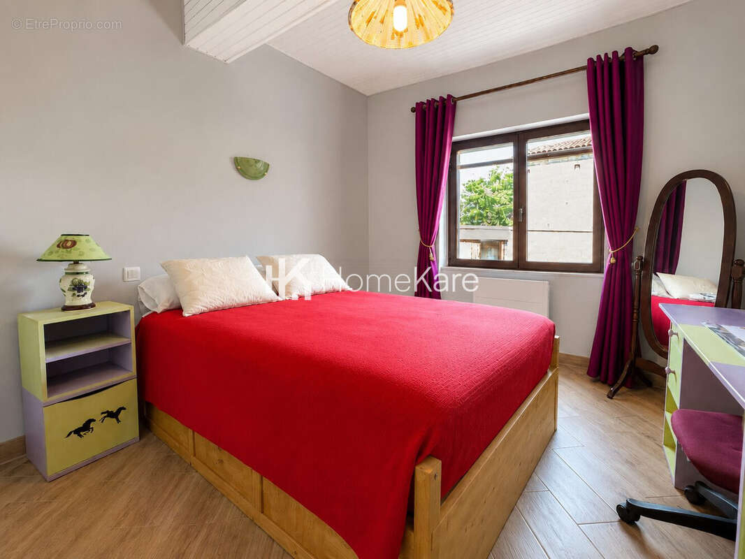 Maison 148 m² à Longages  - photo 7