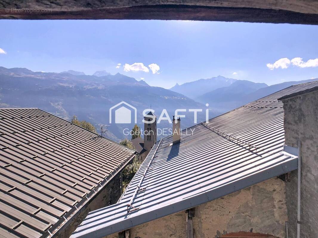 Photo 1 - Maison à LES CHAPELLES