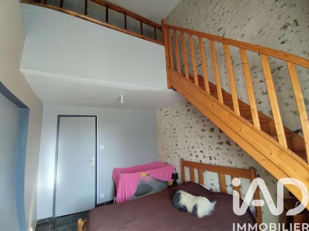 Maison 146 m² à Danze  - photo 7