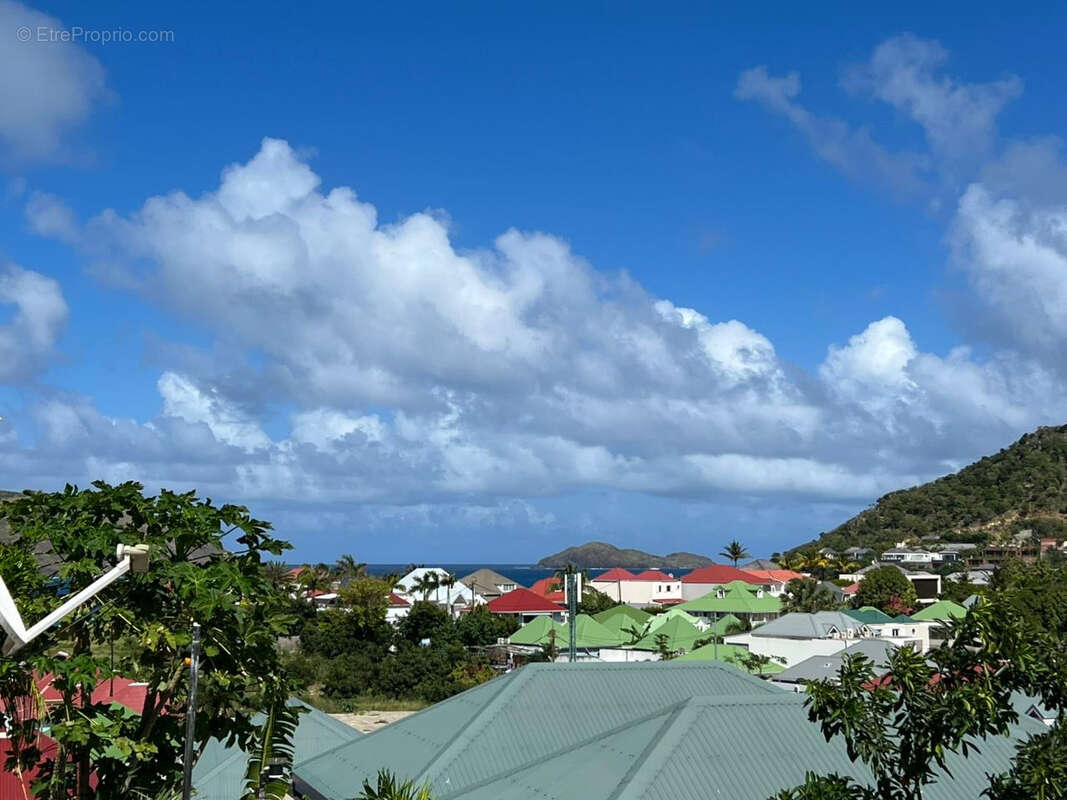 Maison à CAPESTERRE-BELLE-EAU
