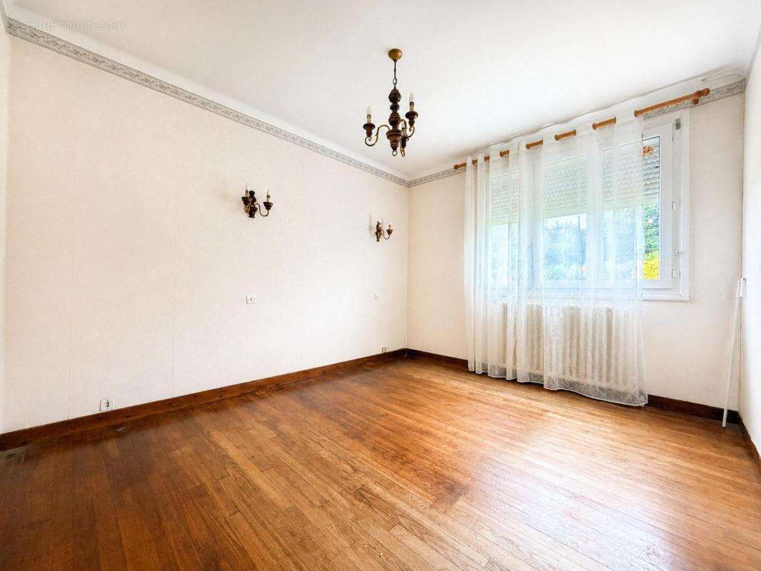 Maison à fort potentiel - photo 5