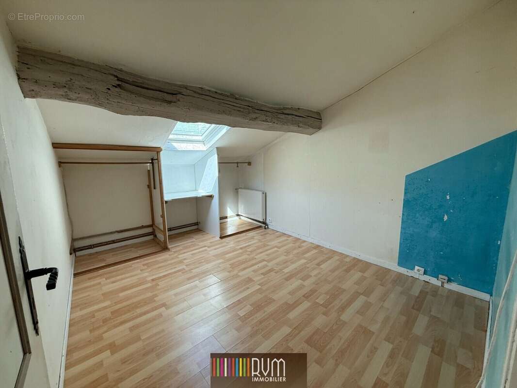 Maison à TOSSIAT