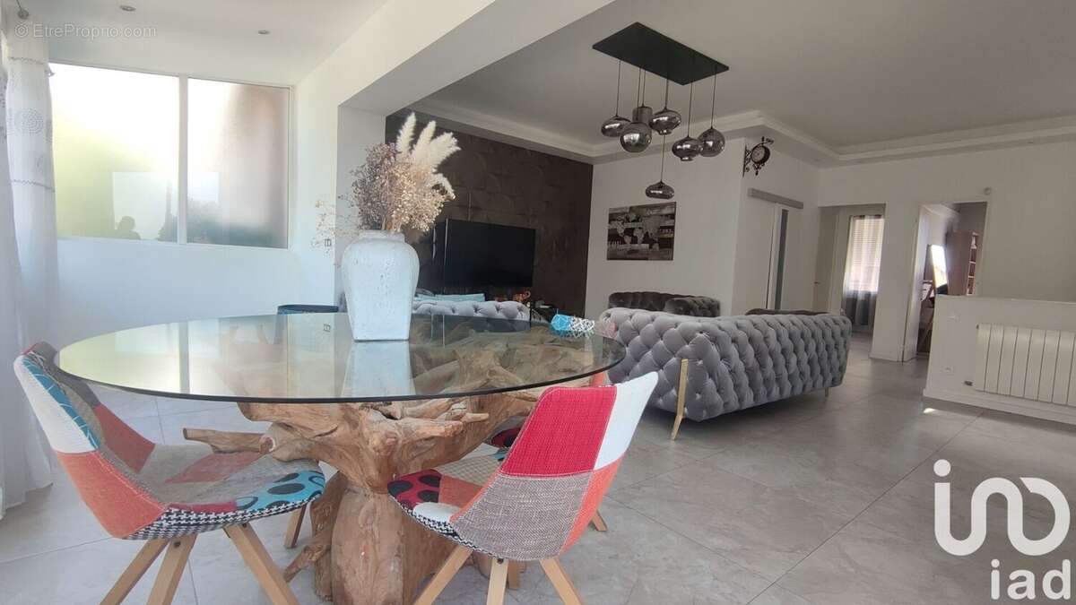 Photo 3 - Maison à MARSEILLE-14E