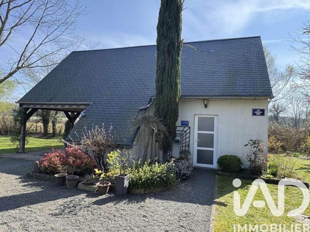 Photo 2 - Maison à CHANGE