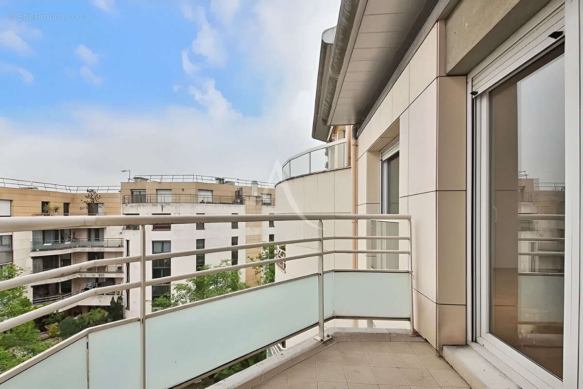 Appartement familial 4 pièces avec 2 balcons, 2 parkings et cave - photo 7