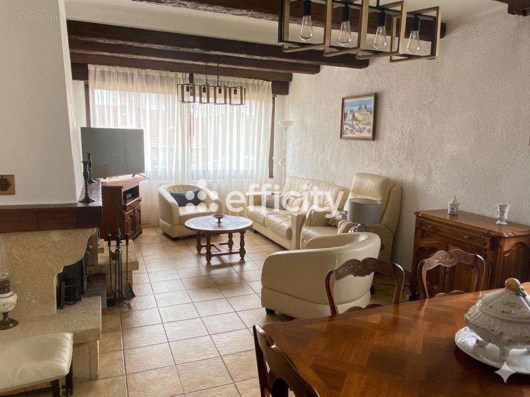 Maison 121 m² à Miramas  - photo 10