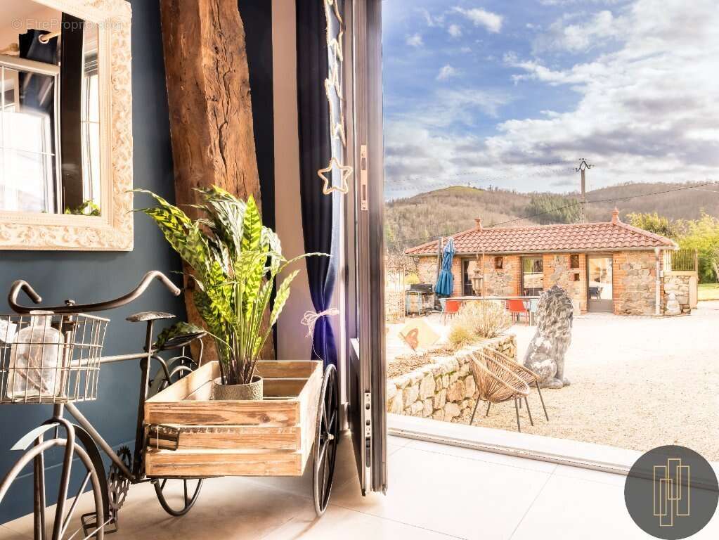 Maison à VILLEFRANCHE-SUR-SAONE