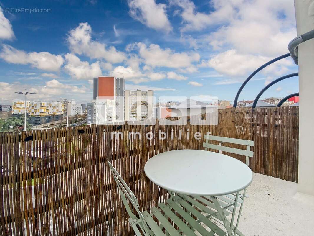 Appartement à ASNIERES-SUR-SEINE