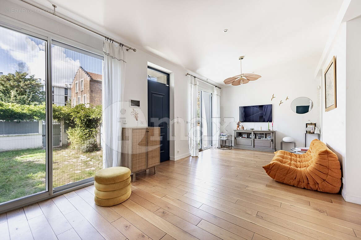 Maison à ASNIERES-SUR-SEINE