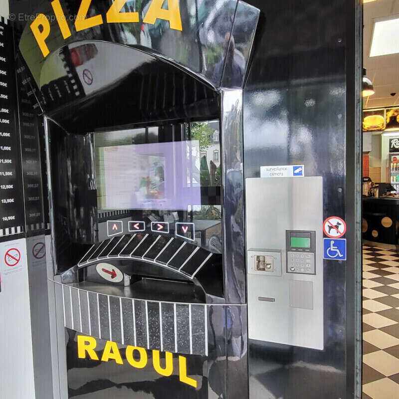 Commerce à MALESTROIT