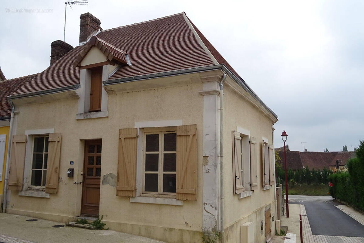 Maison à AUTHON-DU-PERCHE