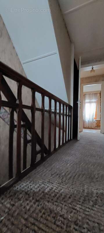 Maison à BRUAY-LA-BUISSIERE