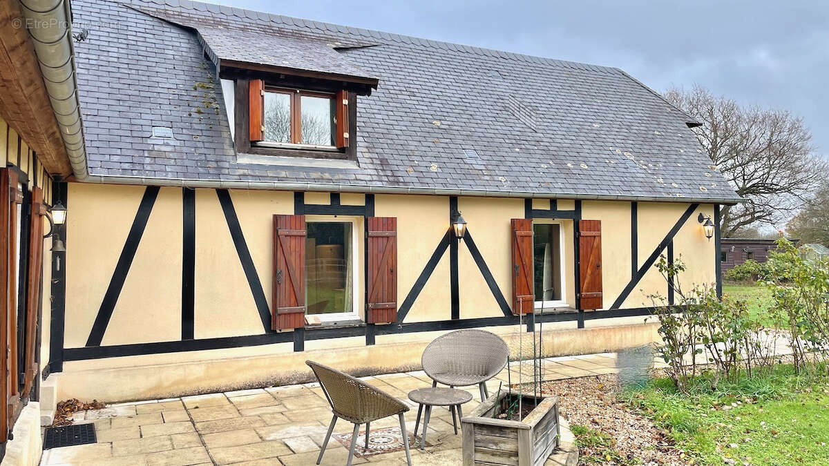 Maison à BOIS-NORMAND-PRES-LYRE