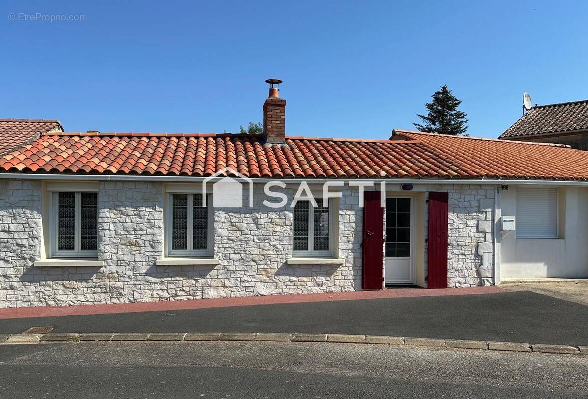 Photo 1 - Maison à SAINT-AVAUGOURD-DES-LANDES
