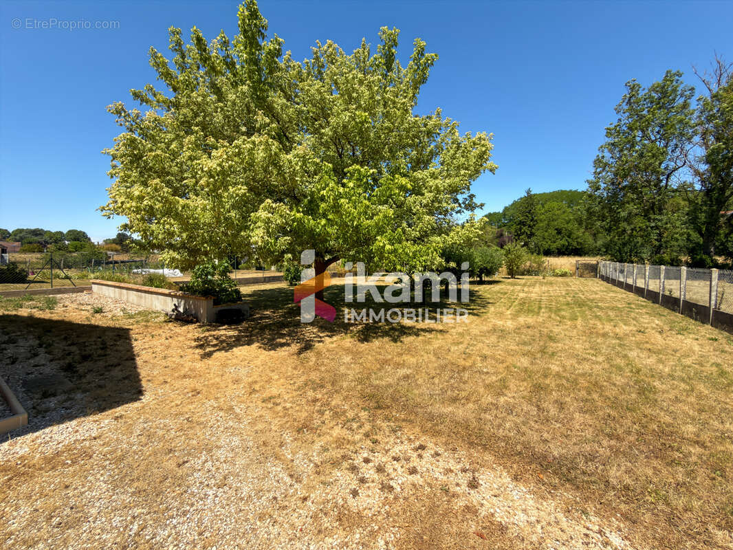 Maison 7 pièces de 102 m2 à Villeneuve sur Yonne 89500 - photo 24