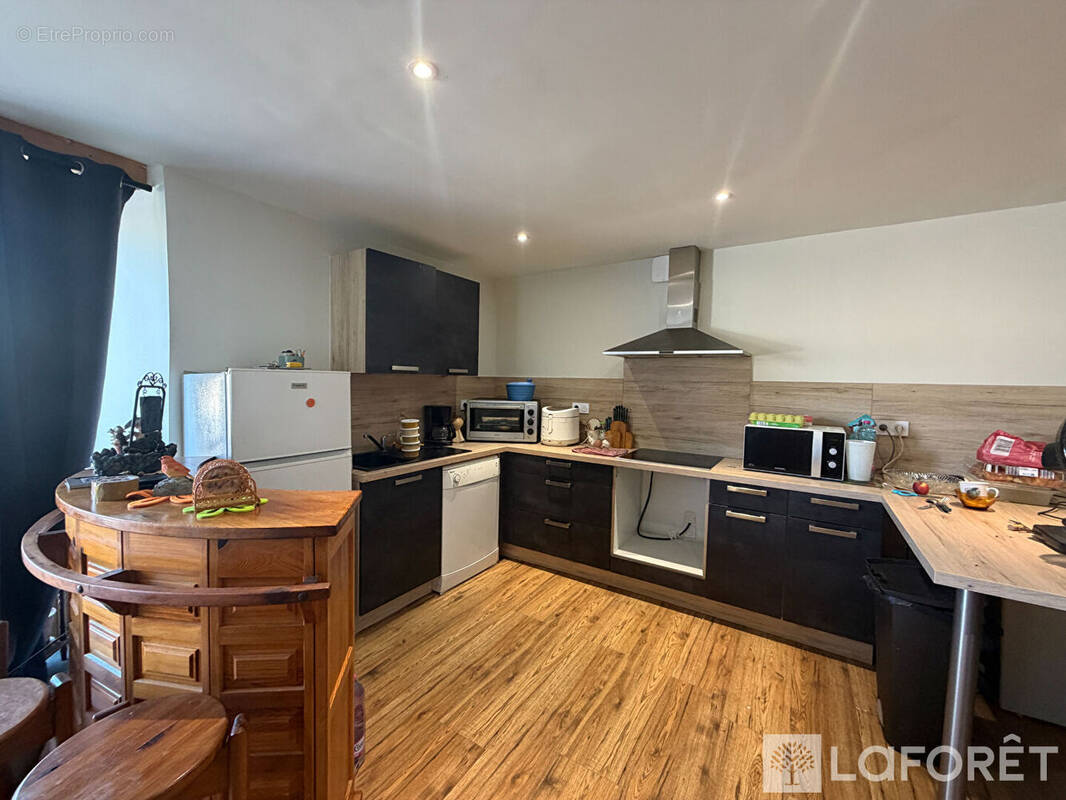 Appartement à RUYNES-EN-MARGERIDE