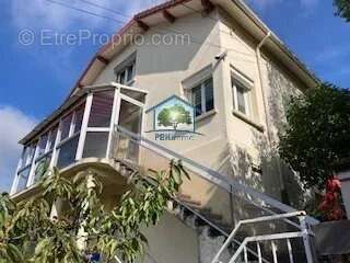 Maison à LA RICAMARIE