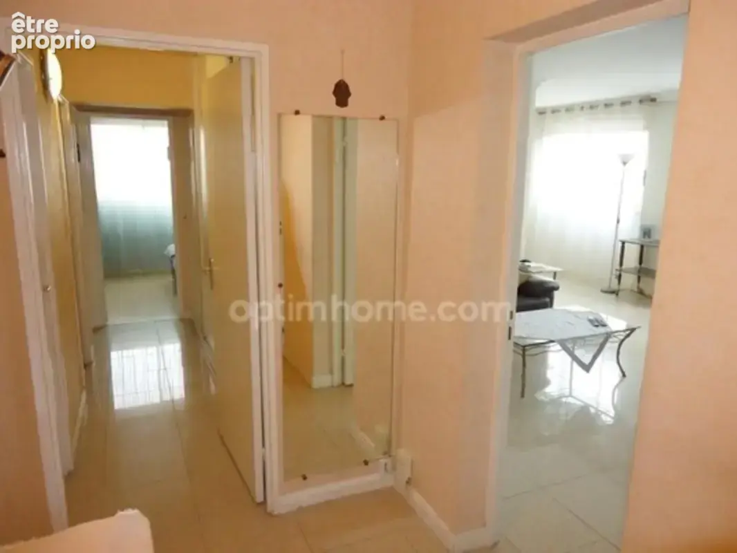 Sarcelles - Rue Louis Lebrun - Appartement de 4 pièces - 79 m2 - 138 000 € FAI - photo 5