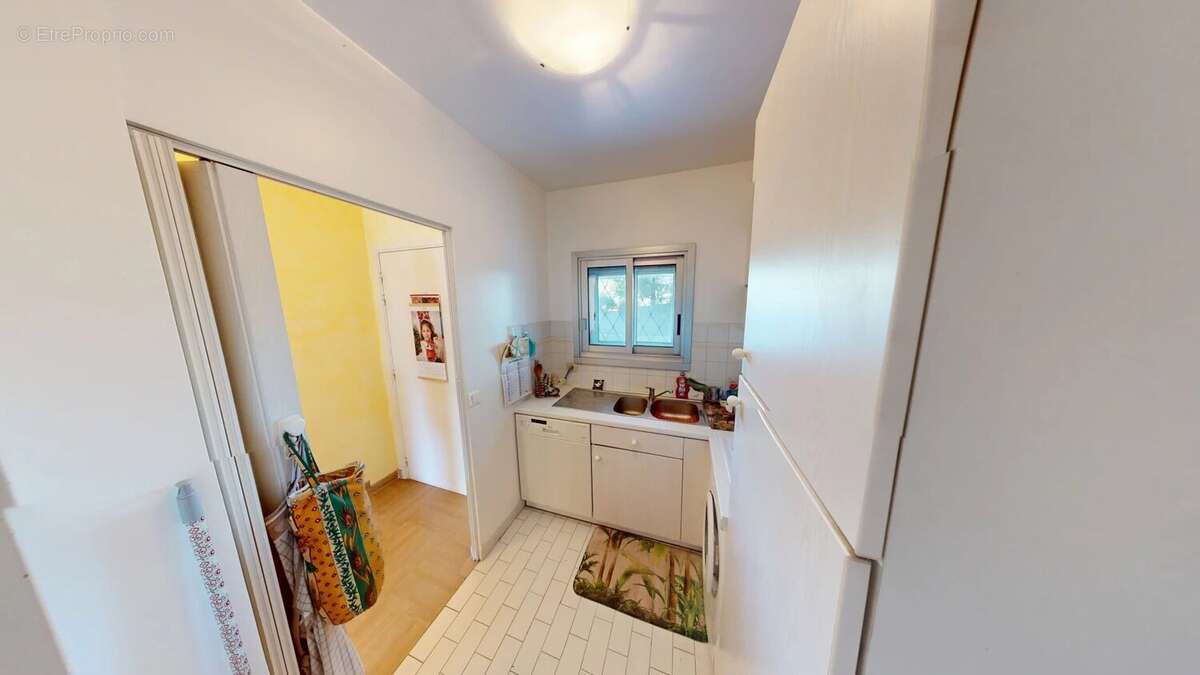 Appartement à VILLENEUVE-LOUBET