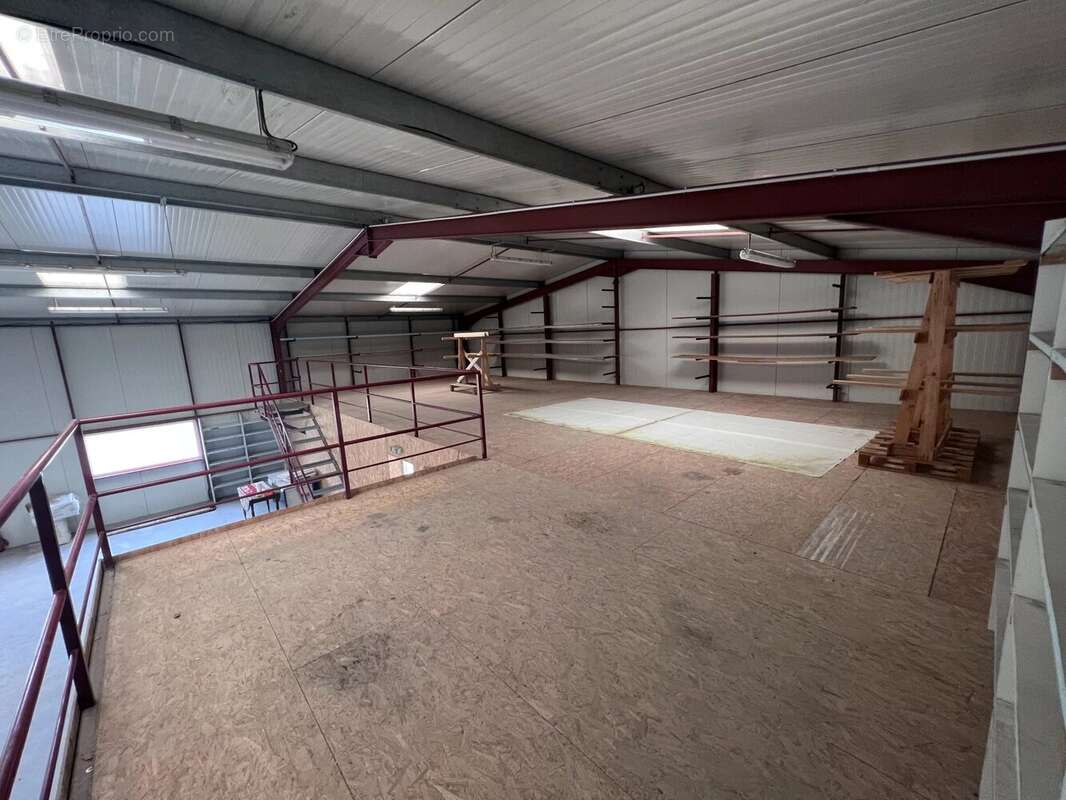 Commerce à BUSSIERE-GALANT