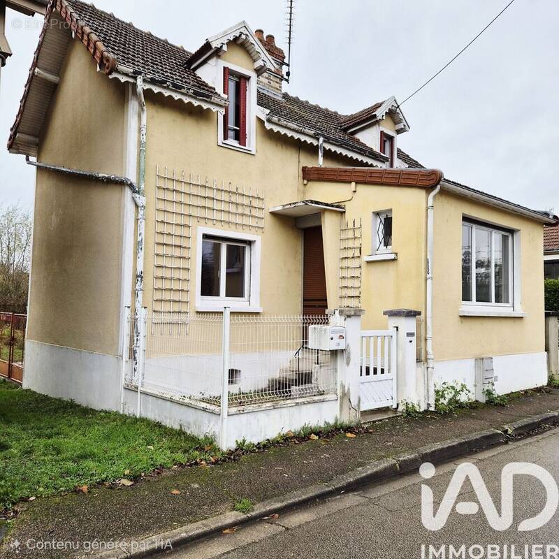 Photo 1 - Maison à SAINTE-SAVINE