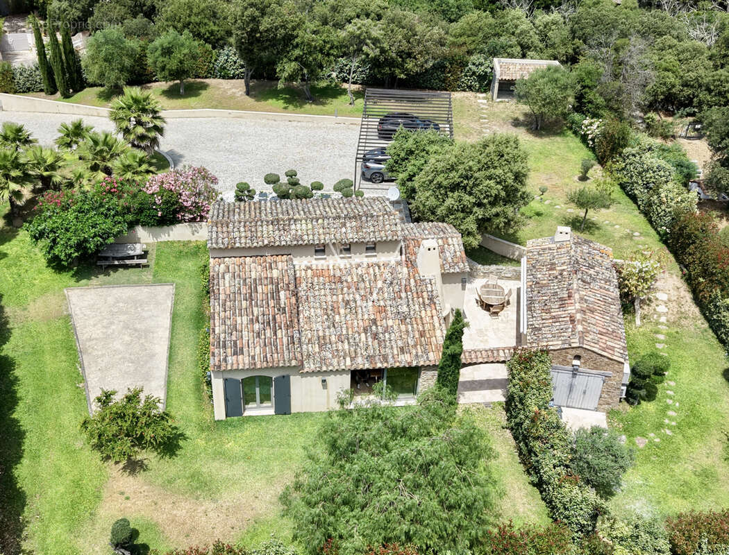 Maison à PLAN-DE-LA-TOUR