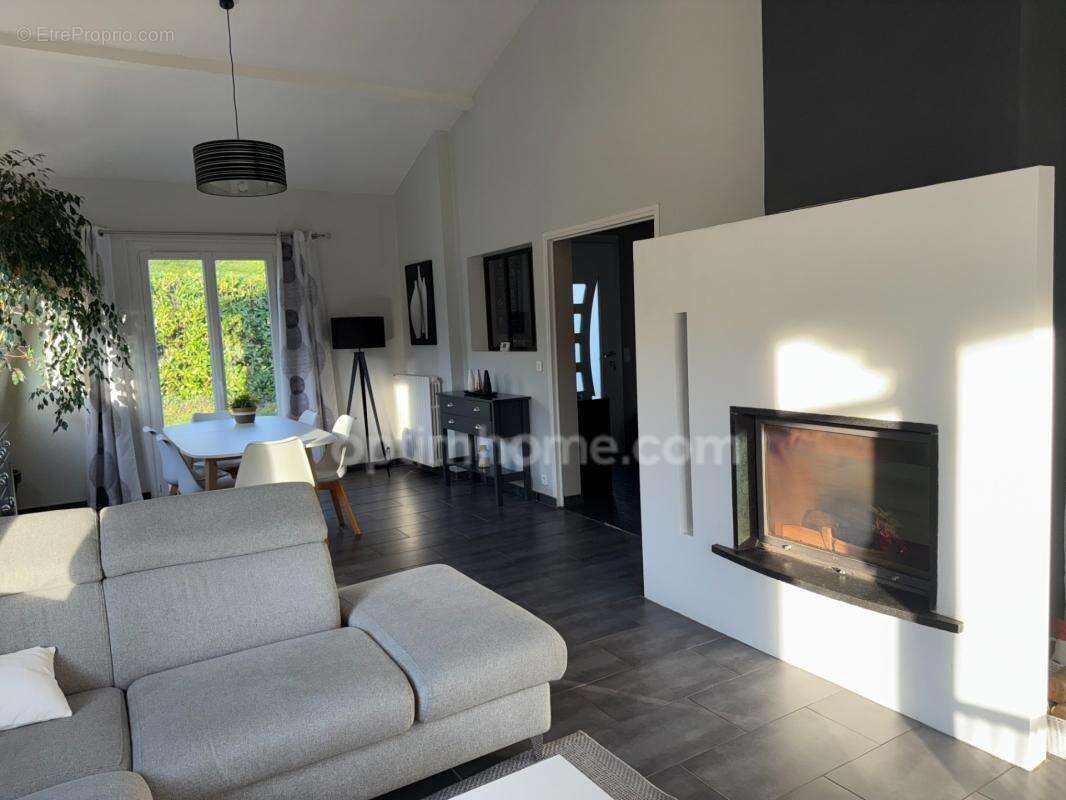 Maison familiale 145 m² – Piscine – 2 200 m² de terrain – 20 min Toulouse - photo 8