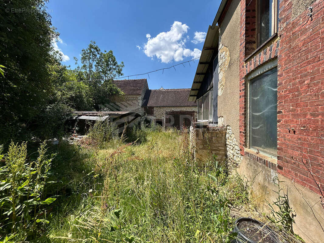 Maison à POURRAIN