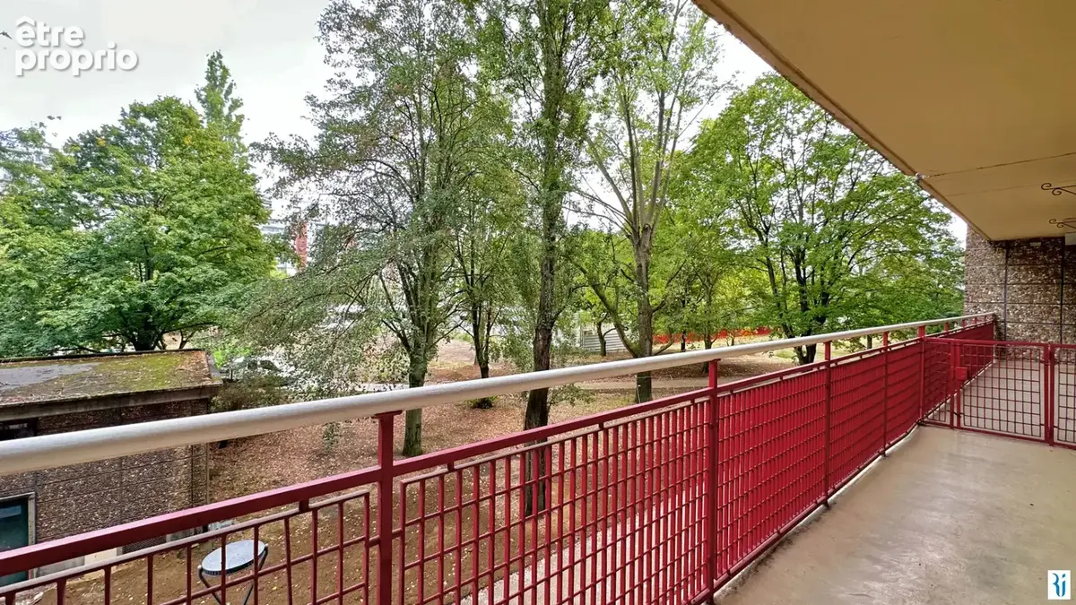 Appartement 4 pièces avec 2 balcons et caves -  SOTTEVILLE-LÈS-ROUEN - photo 2