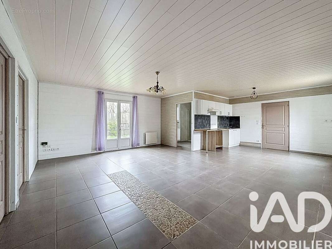 Photo 3 - Maison à SAINT-HILAIRE-LA-PALUD