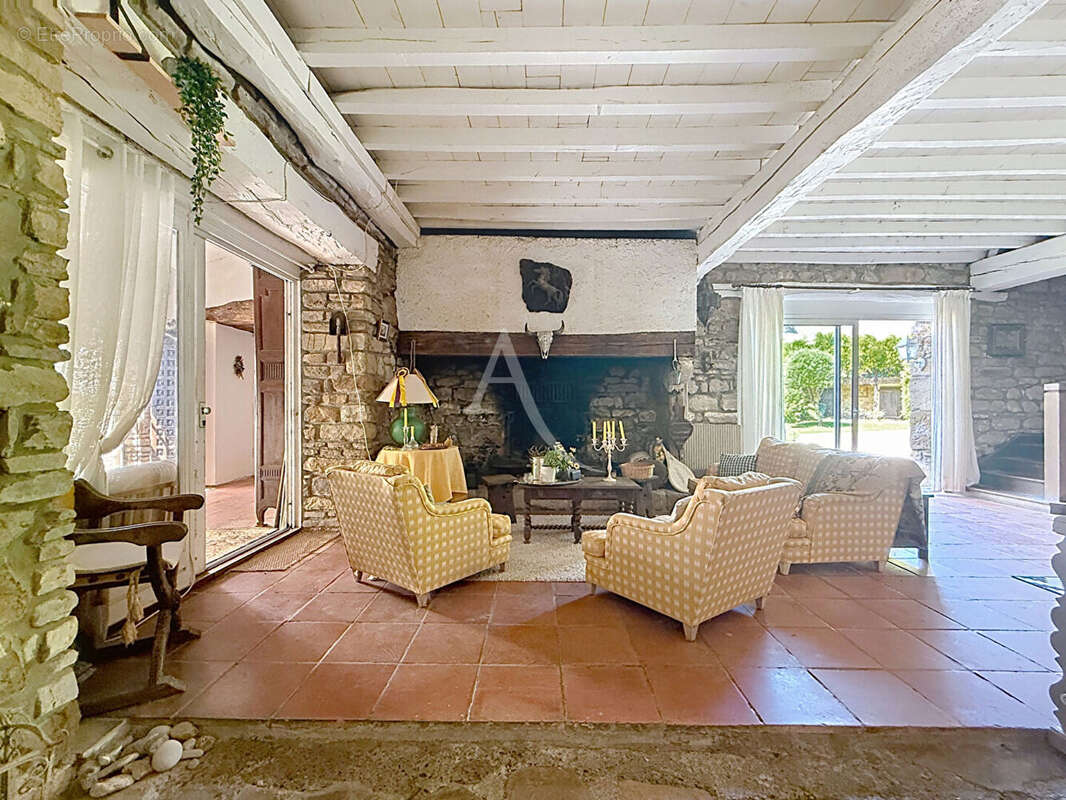 Propriété d'exception, gîte et écurie - photo 12