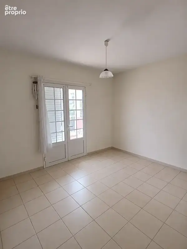 Charmante maison de 122 m2 au centre de Bras Panon - photo 7