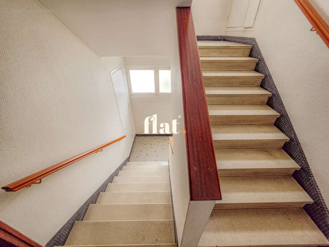 Appartement T3 de 70 m2  - RD POINT DE VANNES - 2 chambres + Cave - photo 23