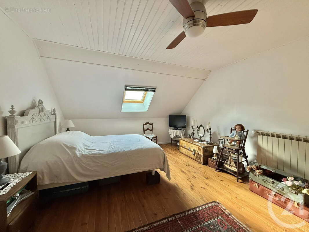 Maison à JALIGNY-SUR-BESBRE