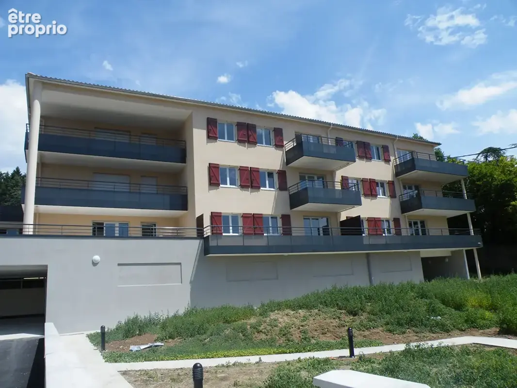 Appartement à VAUGNERAY