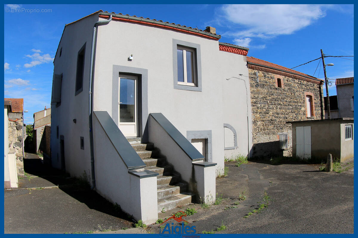 Maison à ANTOINGT