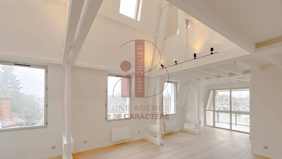 Appartement à FONTAINEBLEAU