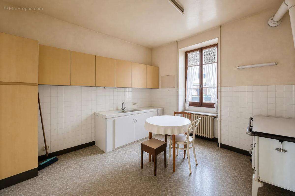 Spacieuse maison 7 pièces avec jardin - photo 6